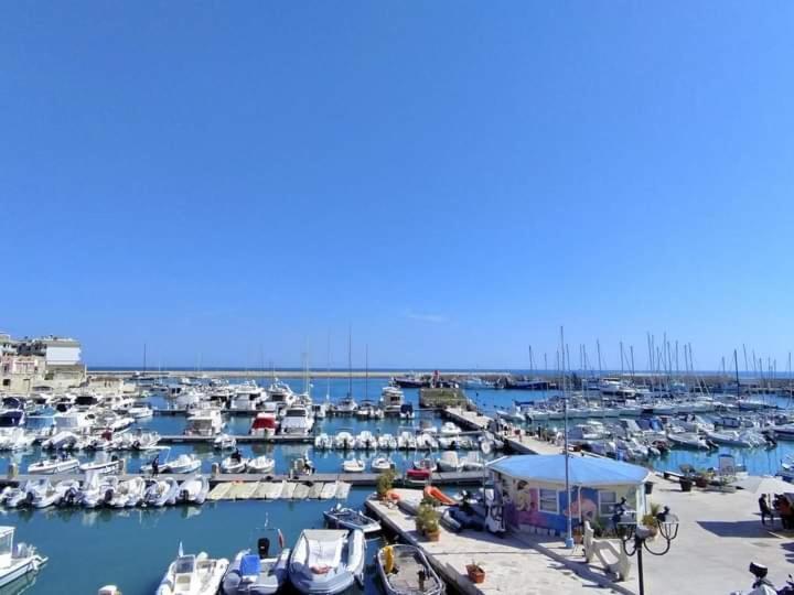 Amaste In Puglia Casa Vacanza Bisceglie Extérieur photo